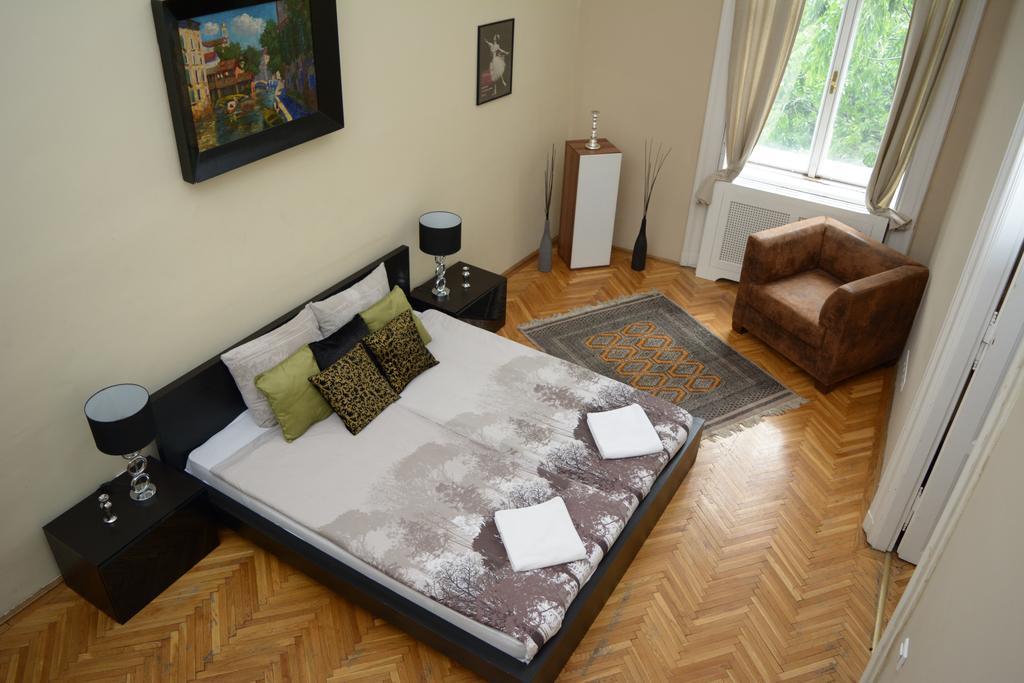 International Apartments Budapest Chambre photo